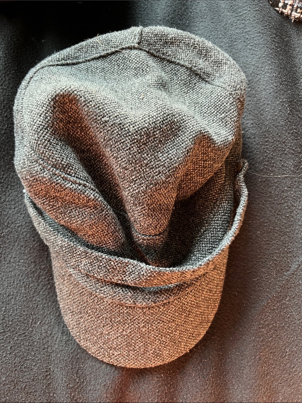 4 Baret Hats